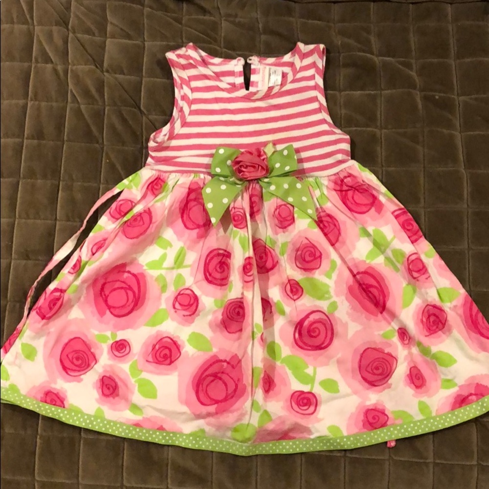 Bundle of dresses 3T. All in great condition. - Picture 4 of 4